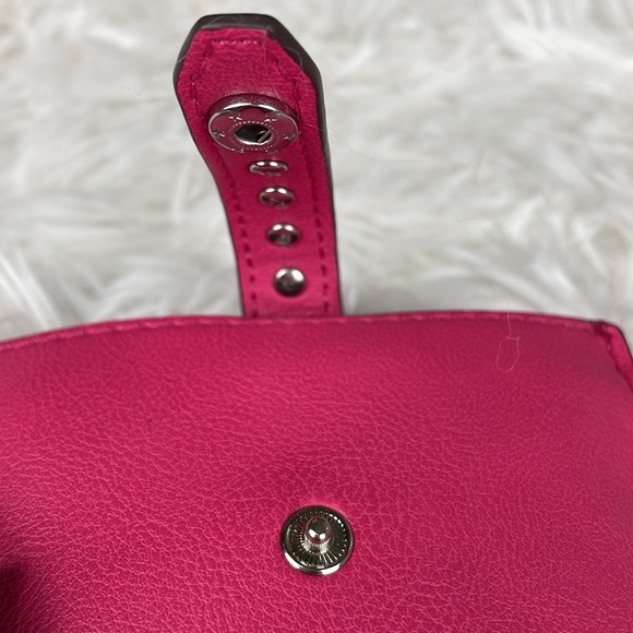 Inc International Concepts ~ Ashli Phone Wristlet Crossbody Bag ~ Raspberry~NWT! - Picture 8 of 11